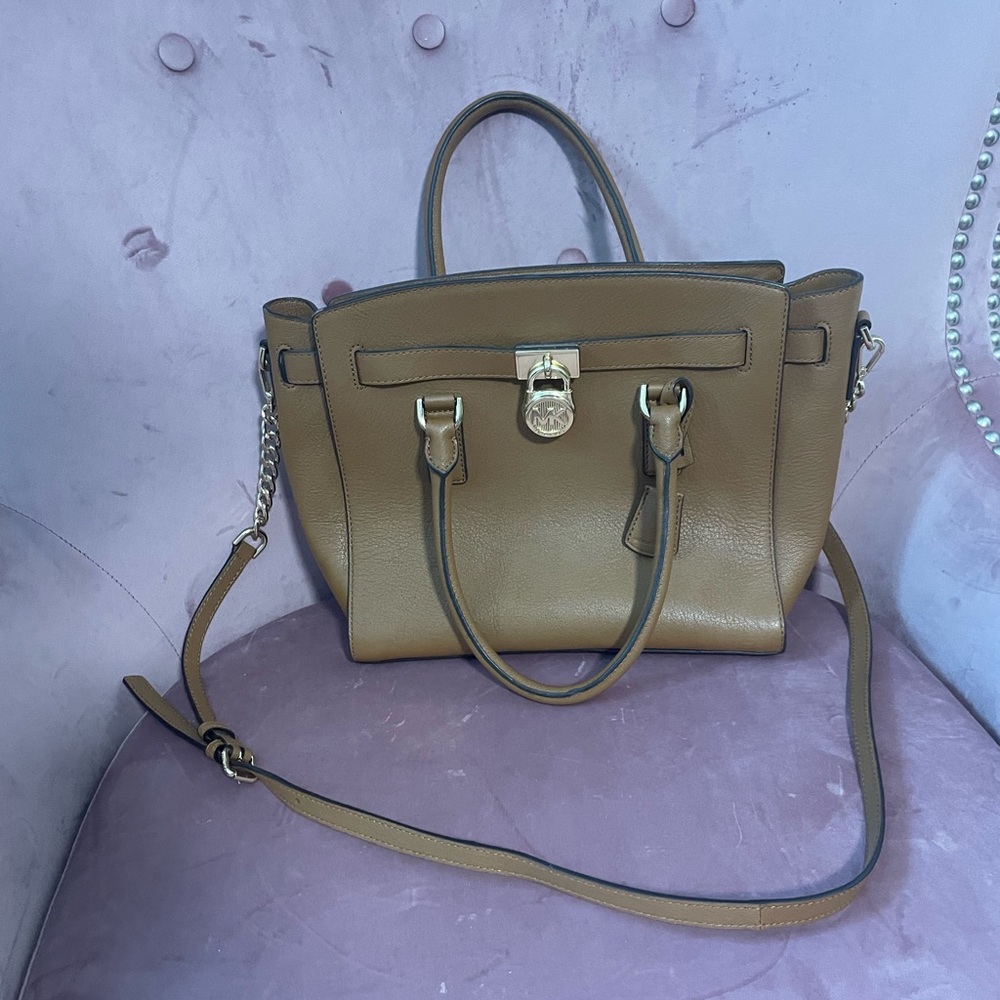*SOLD* Michael Kors handbag